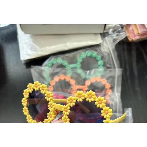 kids sunglasses - Picture 3 of 3